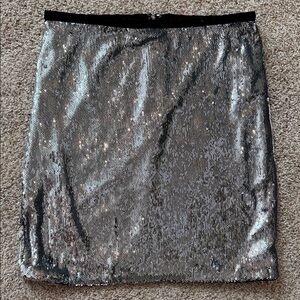 Forever 21 Silver Sequin Mini Skirt size small
